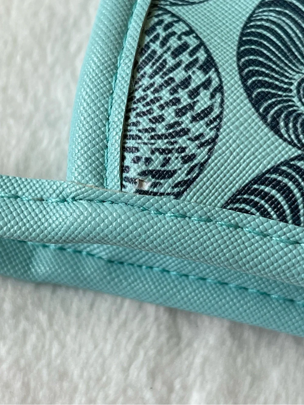 Manaola Hawaii Kinolau Aqua Seashell Patterned Pouch Clutch